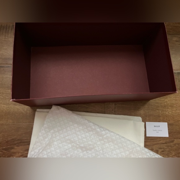 bally empty shoe box with dust bag solofficialkw.com